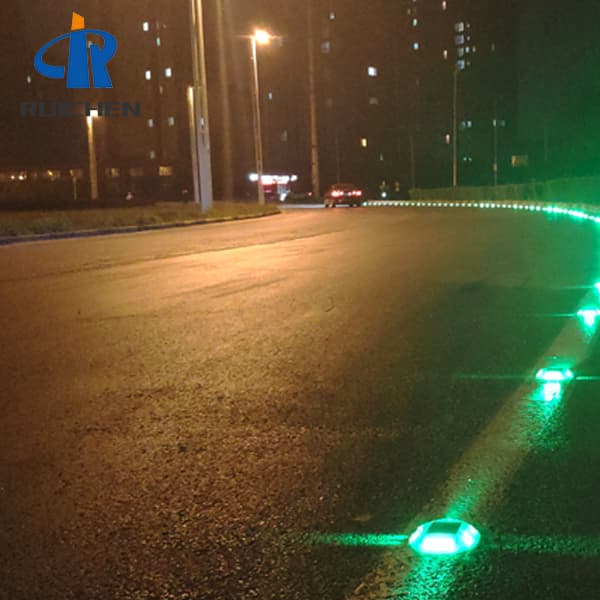 Solar Road Stud Cat Eyes With Spike For Road Safety